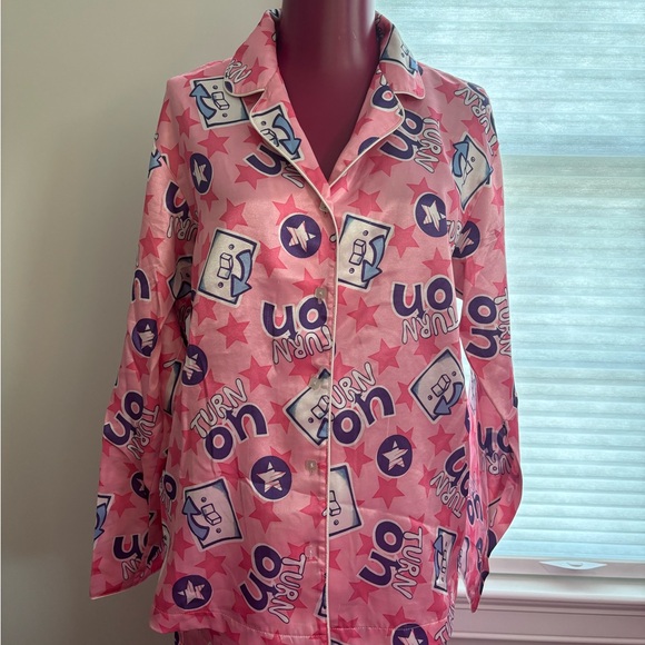 Q&A pink mutli color graphic satin pajama set vintage Y2K size small - Picture 7 of 11